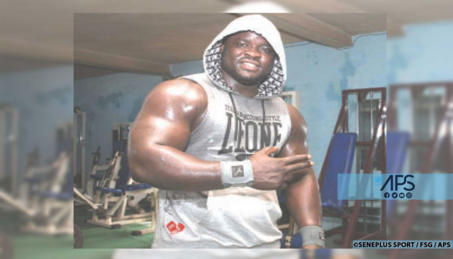 Meilleur lutteur de l'année : Eumeu Sène couronné pour la deuxième fois Meilleur lutteur de l'année : Eumeu Sène couronné pour la deuxième fois