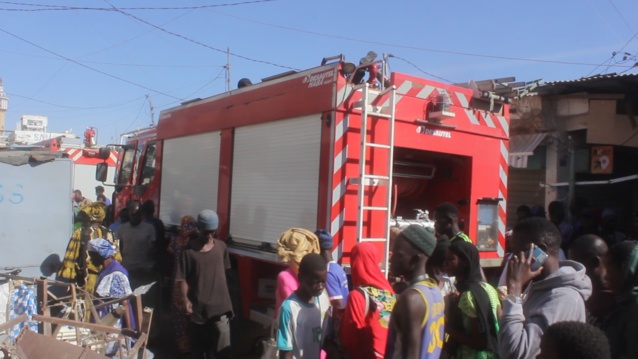 480 cantines et étals; 70 magasins consumés au marché Ocass : Les ministres Diome et Fofana à Touba 480 cantines et étals; 70 magasins consumés au marché Ocass : Les ministres Diome et Fofana à Touba