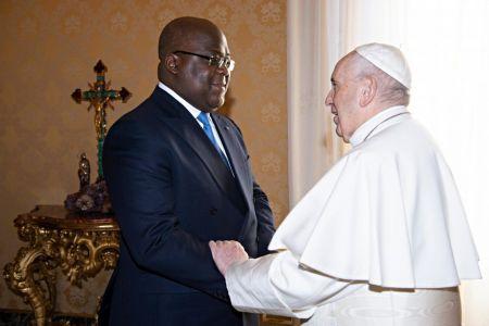 A Kinshasa, le pape fustige le « colonialisme économique » et appelle les pays riches à « cesser d'étouffer l'Afrique A Kinshasa, le pape fustige le « colonialisme économique » et appelle les pays riches à « cesser d'étouffer l'Afrique