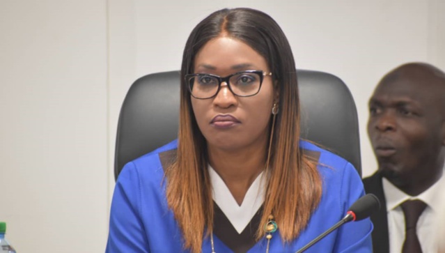 3e mandat: Zahra Iyane Thiam se dédit sur Twitter en l'espace de 3 mois et se fait massacrer