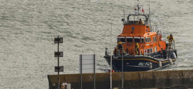 Italie: huit migrants morts ont été trouvés à bord d'une embarcation (maire de Lampedusa)