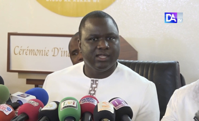 Déthié Fall sur ce que prépare Macky: “23 candidats éliminés par le parrainage, 2 par l’aide de la justice, le coup de trois ne passera pas” Déthié Fall sur ce que prépare Macky: “23 candidats éliminés par le parrainage, 2 par l’aide de la justice, le coup de trois ne passera pas”