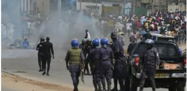 Stade Aline Sitoé Diatta de Ziguinchor : un retour au calme après les affrontements Stade Aline Sitoé Diatta de Ziguinchor : un retour au calme après les affrontements