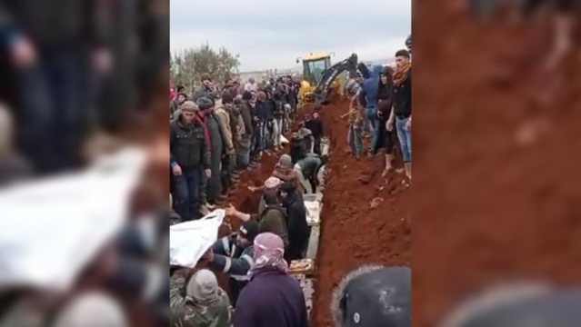 Le bilan des séismes en Turquie et en Syrie dépasse les 20 000 morts