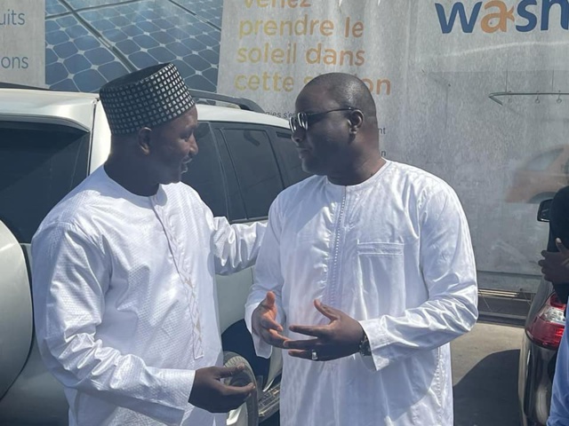 Meeting interdit-  La délégation  de Yewwi rallie de pied ferme Mbacké ... où un impressionnant dispositif sécuritaire veille au grain 