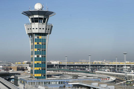 France: Trafic perturbé à l'aéroport parisien d'Orly France: Trafic perturbé à l'aéroport parisien d'Orly