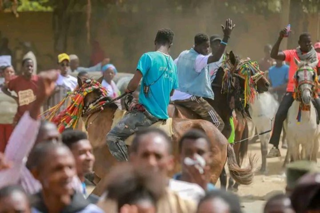 Les images du séjour du Pr Macky Sall au  Prytanée militaire Charles N’Tchororé