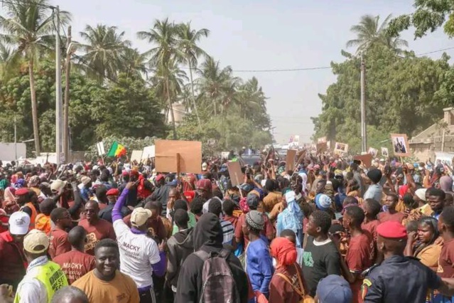 Les images du séjour du Pr Macky Sall au  Prytanée militaire Charles N’Tchororé
