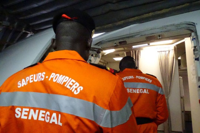 Macky Sall envoie un contingent de secours et 600 millions FCFA pour la Turquie (IMAGES)
