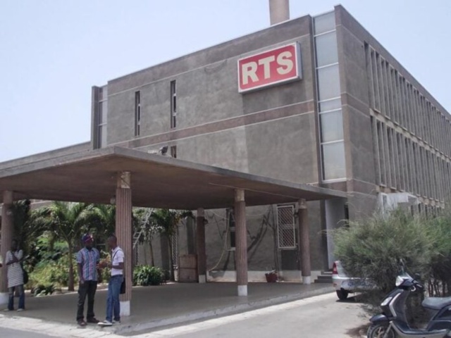 RTS : 161 disques durs d’une valeur de plus de 7 millions FCfa volés RTS : 161 disques durs d’une valeur de plus de 7 millions FCfa volés