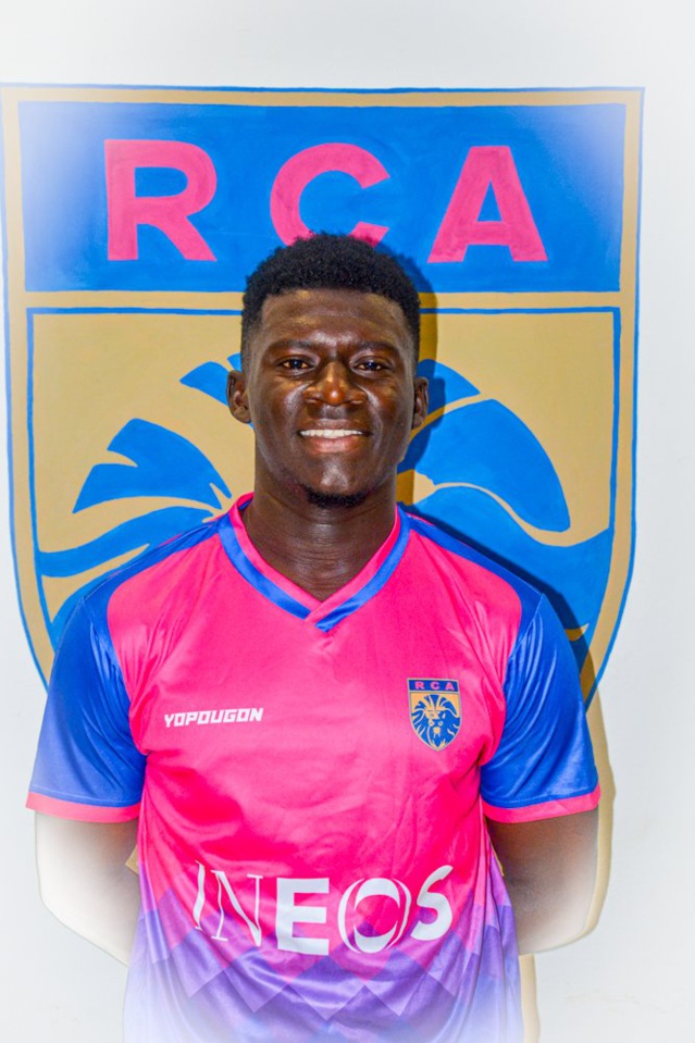 Football : un joueur ivoirien décède après un malaise en plein match Football : un joueur ivoirien décède après un malaise en plein match