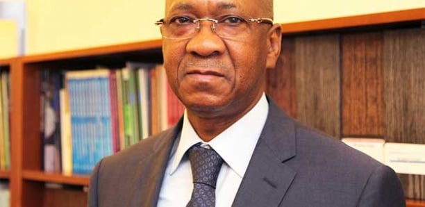 Hadjibou Soumaré atteint de sonkolite, cette pathologie aiguë du déballage ? (Cheikh Yérim Seck) Hadjibou Soumaré atteint de sonkolite, cette pathologie aiguë du déballage ? (Cheikh Yérim Seck)