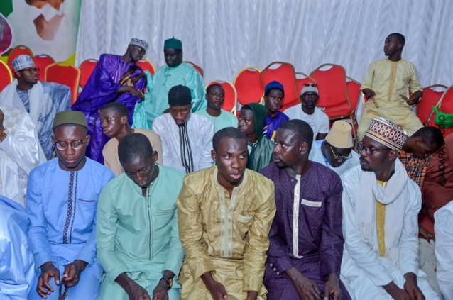 La suite des images de la ziarra chez Sokhna Kantom Sy La suite des images de la ziarra chez Sokhna Kantom Sy