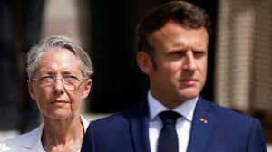 RETRAITES: EMMANUEL MACRON RECEVRA ÉLISABETH BORNE ET LES CHEFS DE LA MAJORITÉ LUNDI À L'ÉLYSÉE