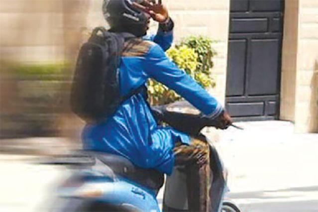 Les "livreurs", motocyclettes et cyclomoteurs interdits de circuler entre 6 H et minuit (DOCUMENT) Les "livreurs", motocyclettes et cyclomoteurs interdits de circuler entre 6 H et minuit (DOCUMENT)