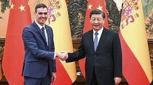 A Pékin, le Premier ministre espagnol appelle la Chine à rencontrer le président ukrainien A Pékin, le Premier ministre espagnol appelle la Chine à rencontrer le président ukrainien