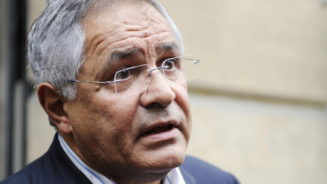 Troisième mandat, expulsion de l'avocat de Sonko...Robert Bourgi se prononce Troisième mandat, expulsion de l'avocat de Sonko...Robert Bourgi se prononce