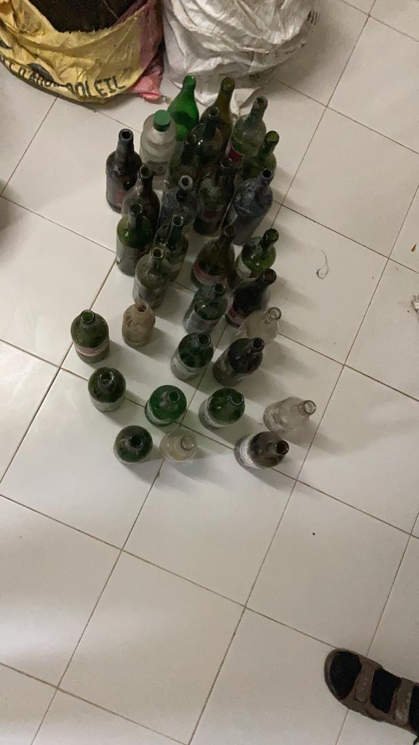 Une femme, fabricante de... cocktails molotov, tombe encore dans la nasse de la police Une femme, fabricante de... cocktails molotov, tombe encore dans la nasse de la police