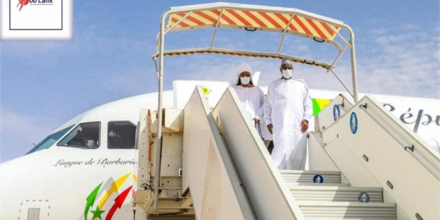 Macky Sall à la Mecque pour effectuer la « Umrah » Macky Sall à la Mecque pour effectuer la « Umrah »