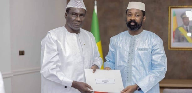 Décès du père de Assimi Goita : Macky Sall dépêche une délégation gouvernementale à Bamako Décès du père de Assimi Goita : Macky Sall dépêche une délégation gouvernementale à Bamako