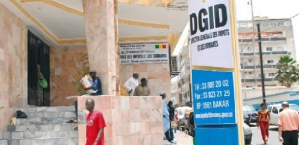 Bassirou Diomaye Faye emprisonné, le Syndicat des agents des Impôts et Domaines entame une série d’actions syndicales Bassirou Diomaye Faye emprisonné, le Syndicat des agents des Impôts et Domaines entame une série d’actions syndicales