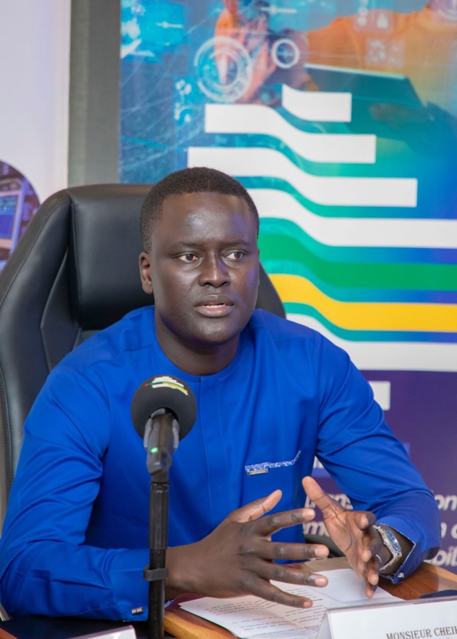 Supposé vol de 1 milliard de franc CFA dans une de ses maisons- Cheikh Bakoum balaie d'un revers de main Supposé vol de 1 milliard de franc CFA dans une de ses maisons- Cheikh Bakoum balaie d'un revers de main