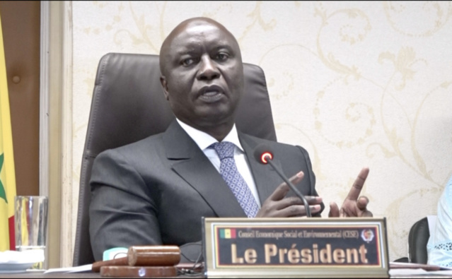 CESE: La lutte intestine entre l’Apr et Idy fait capoter une réunion du Bureau ! CESE: La lutte intestine entre l’Apr et Idy fait capoter une réunion du Bureau !