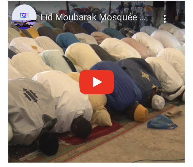 Aïd el-Fitr Mosquée Omarienne : l’imam prêche pour les bonnes manières et la non-violence.