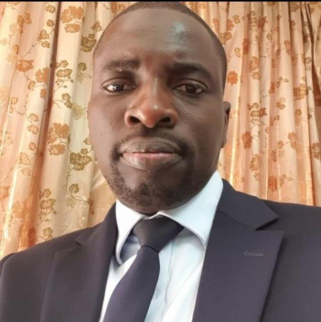 Décès du doyen Mame Less Camara  Une grande voix du journalisme s'est éteinte !