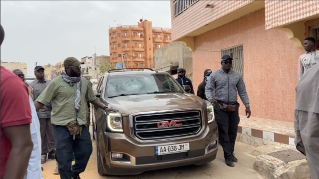 Némékou Tour à Taiba Ndiaye : 8 personnes interpellées, le convoi de Sonko gazé Némékou Tour à Taiba Ndiaye : 8 personnes interpellées, le convoi de Sonko gazé