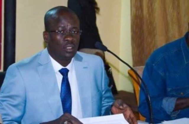 Escroquerie foncière présumée : L’ancien maire de Patte d’Oie, Banda Diop auditionné par la Dic Escroquerie foncière présumée : L’ancien maire de Patte d’Oie, Banda Diop auditionné par la Dic