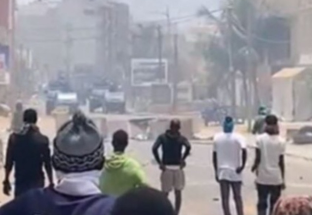 Affrontements à Ngor : le président du mouvement "Ngor debout" annonce deux (2) morts Affrontements à Ngor : le président du mouvement "Ngor debout" annonce deux (2) morts