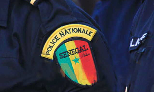 UN POLICIER TUÉ DANS LES MANIFESTATIONS
