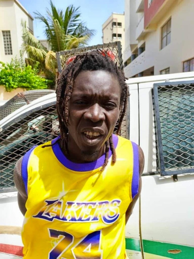 Emeutes à Dakar- Des hommes armés arrêtés Emeutes à Dakar- Des hommes armés arrêtés