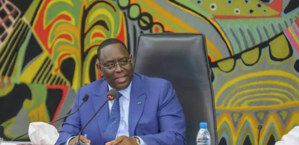 Emploi : Macky Sall propose de recourir à la convention Etat-employeurs Emploi : Macky Sall propose de recourir à la convention Etat-employeurs
