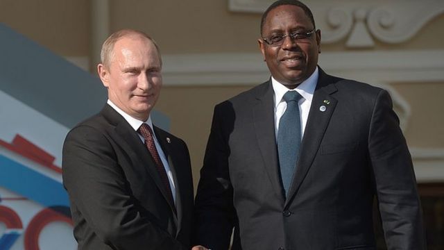 Ukraine : la médiation africaine prône la fin de "la guerre", Poutine "ouvert" à un dialogue Ukraine : la médiation africaine prône la fin de "la guerre", Poutine "ouvert" à un dialogue