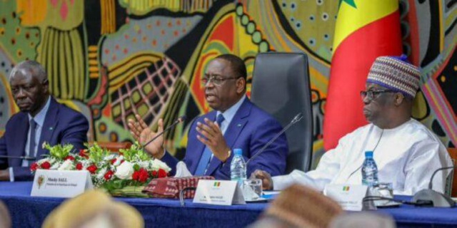 Le dialogue national bloqué, le Pds menace de quitter