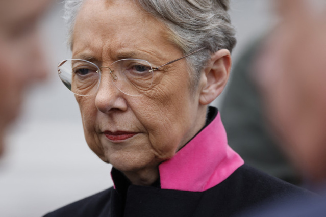 Élisabeth Borne annonce le déploiement de blindés de la gendarmerie Élisabeth Borne annonce le déploiement de blindés de la gendarmerie