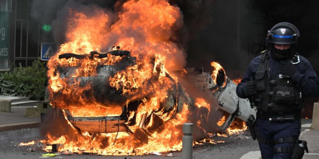 VIVES TENSIONS À MARSEILLE, UNE ARMURERIE PILLÉE, 80 INTERPELLATIONS
