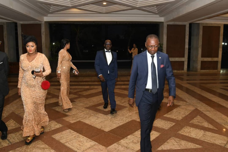 18 ème édition des Cauris d'Or- Les deux champions nationaux Youssou Ndour et Mbagnick Diop ont mis le feu au King Fahd Palace (IMAGES)