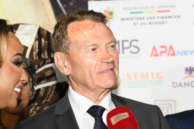 18 ème édition des Cauris d'Or- Les deux champions nationaux Youssou Ndour et Mbagnick Diop ont mis le feu au King Fahd Palace (IMAGES) 18 ème édition des Cauris d'Or- Les deux champions nationaux Youssou Ndour et Mbagnick Diop ont mis le feu au King Fahd Palace (IMAGES)