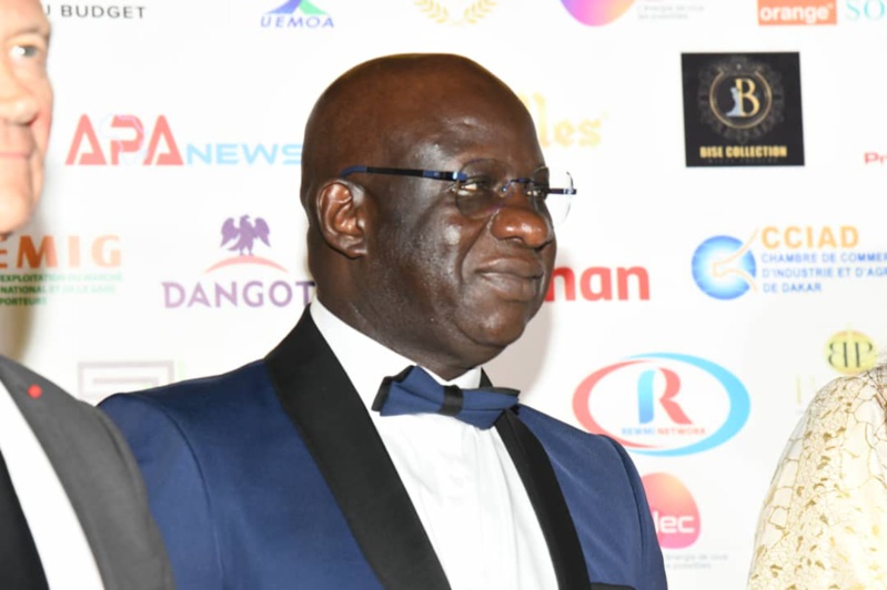 18 ème édition des Cauris d'Or- Les deux champions nationaux Youssou Ndour et Mbagnick Diop ont mis le feu au King Fahd Palace (IMAGES) 18 ème édition des Cauris d'Or- Les deux champions nationaux Youssou Ndour et Mbagnick Diop ont mis le feu au King Fahd Palace (IMAGES)