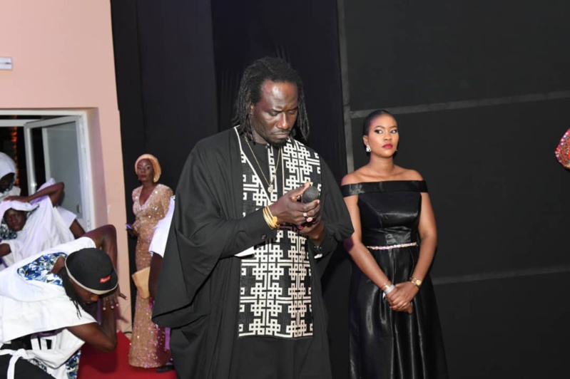 18 ème édition des Cauris d'Or- Les deux champions nationaux Youssou Ndour et Mbagnick Diop ont mis le feu au King Fahd Palace (IMAGES)