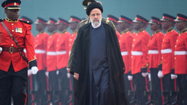 Le président iranien Raïssi entame sa tournée africaine pour développer le commerce et la diplomatie