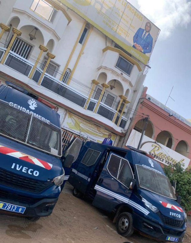 Le siège de son parti politique barricadé- L'opposant, Déthié Fall , réagit ! Le siège de son parti politique barricadé- L'opposant, Déthié Fall , réagit !