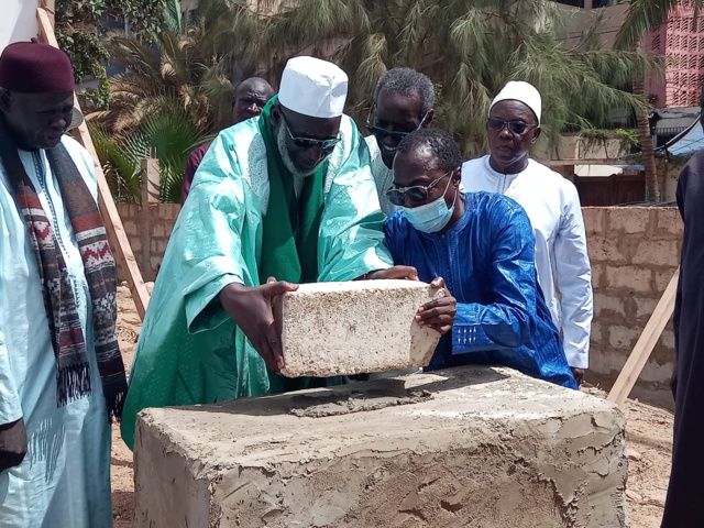 Photos: Pose de la première pierre de la nouvelle mosquée des quartiers des Almadies 16, 17 et environs Photos: Pose de la première pierre de la nouvelle mosquée des quartiers des Almadies 16, 17 et environs