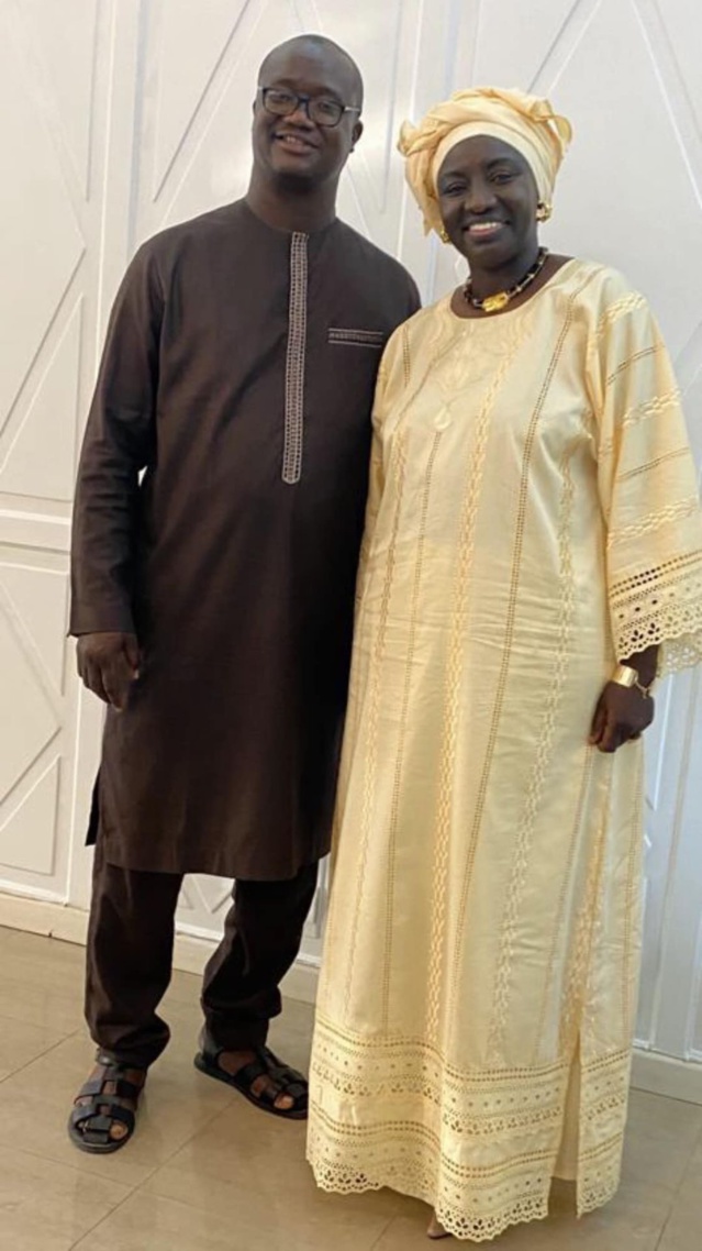 À quelques mois de la Présidentielle, grosse perte pour la candidate Mimi Touré ! À quelques mois de la Présidentielle, grosse perte pour la candidate Mimi Touré !