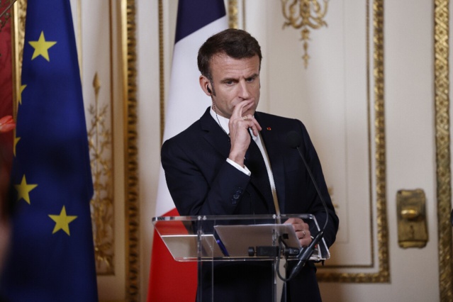 Après les «100 jours d'apaisement», Emmanuel Macron prône «l'ordre» et «le retour de l'autorité» Après les «100 jours d'apaisement», Emmanuel Macron prône «l'ordre» et «le retour de l'autorité»