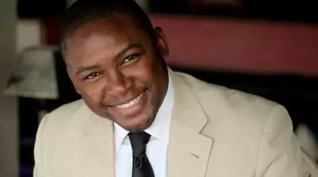 La Stratégie du Suspens- Pourquoi Macky Sall attend le dernier moment pour révéler son candidat La Stratégie du Suspens- Pourquoi Macky Sall attend le dernier moment pour révéler son candidat