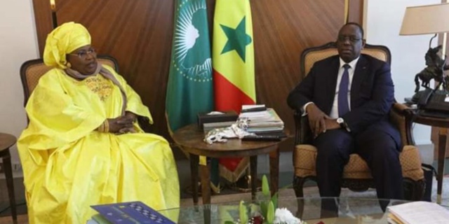 Audience avec Macky Sall : «Bennoo Ak Tanor» flingue Aminata Mbengue Ndiaye Audience avec Macky Sall : «Bennoo Ak Tanor» flingue Aminata Mbengue Ndiaye